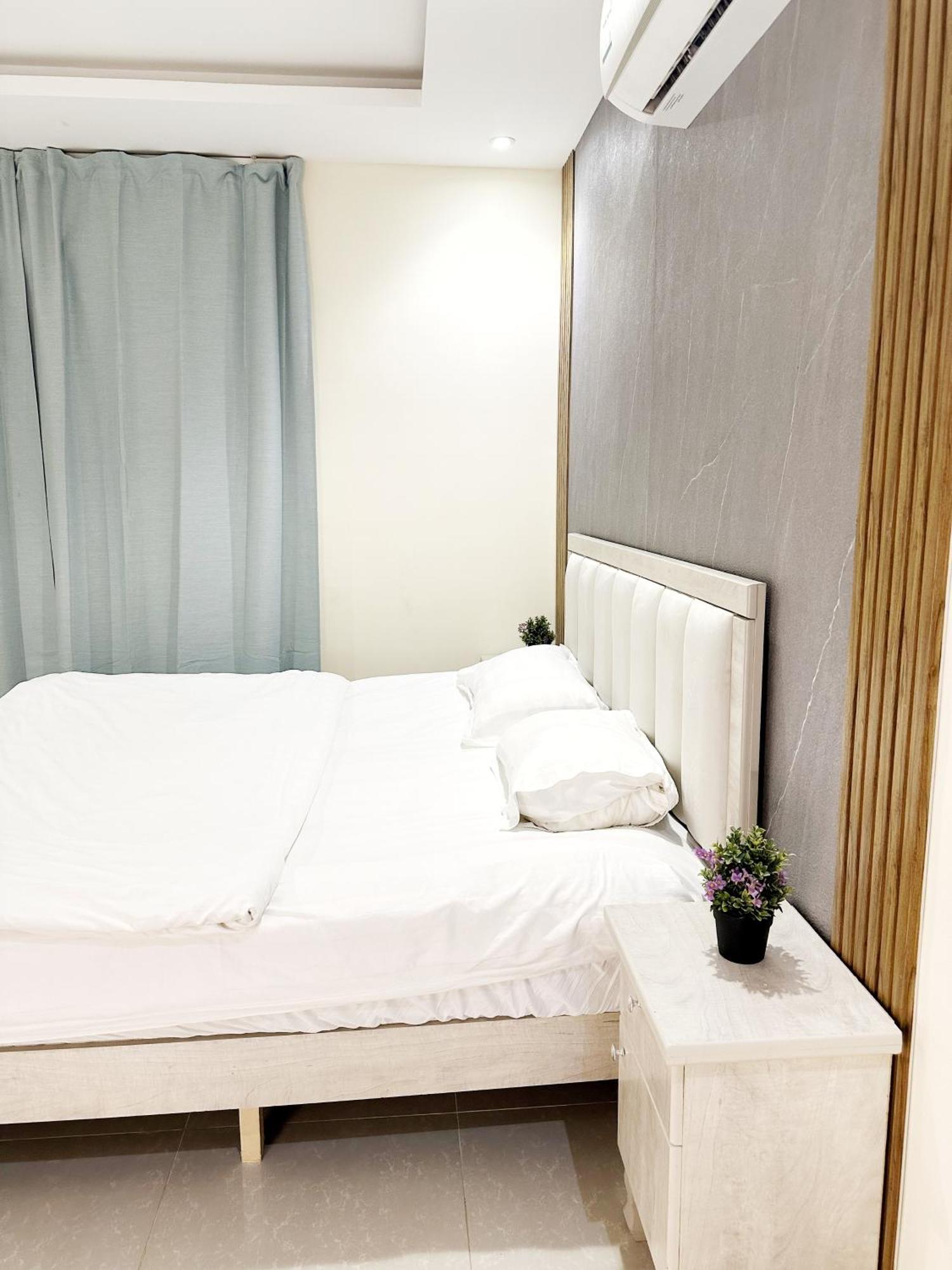 Luxury 21 Apartment
